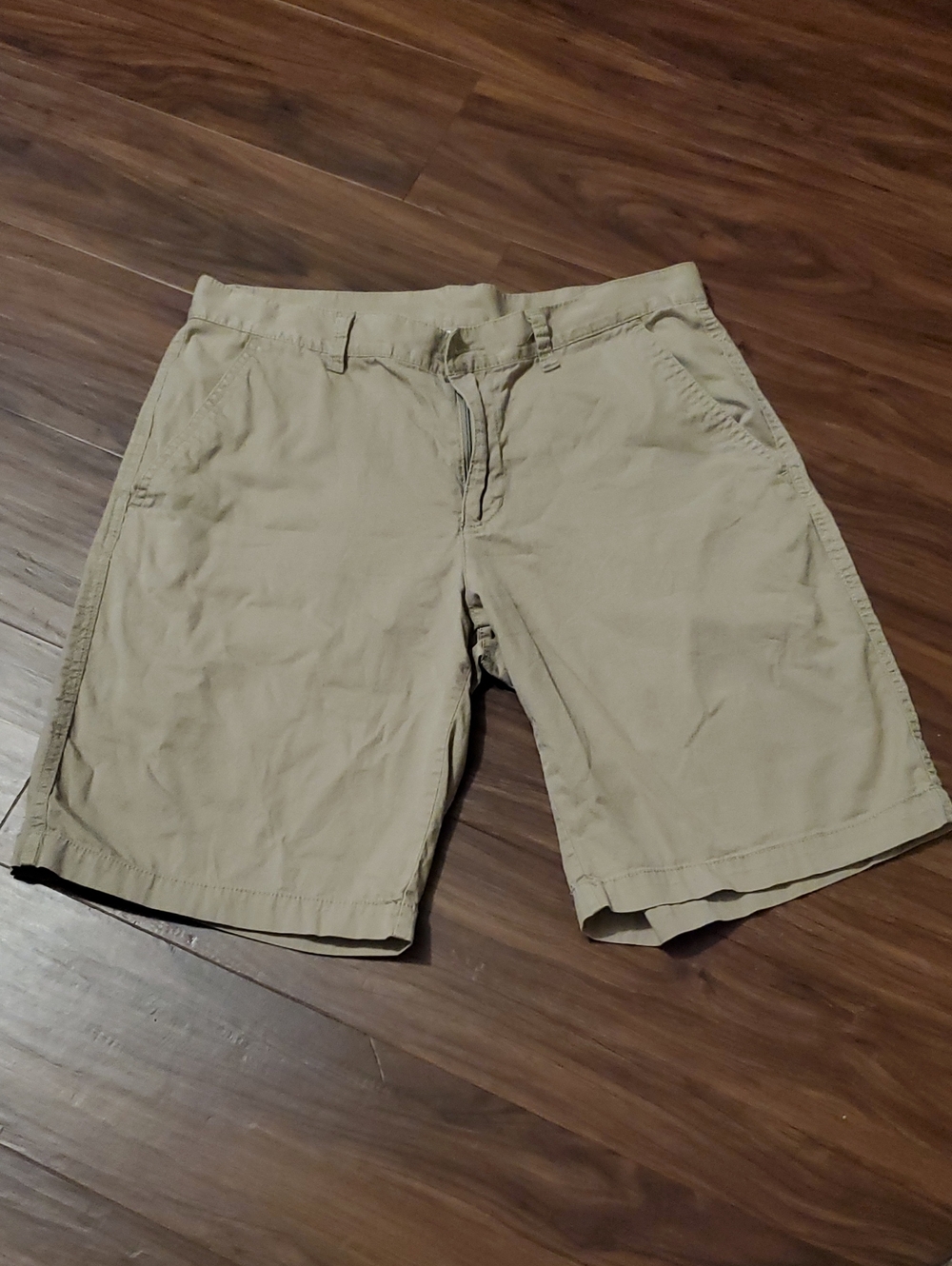 Columbia Men's Khaki Flat-Front Shorts